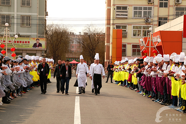 <a href=http://montgomerycountyscienceday.org target=_blank class=infotextkey>青島新東方烹飪學(xué)校</a>